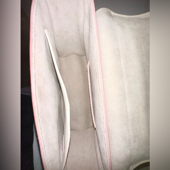 Louis Vuitton Twist Pink Epi MM Shoulder Bag - Picture 10 of 12